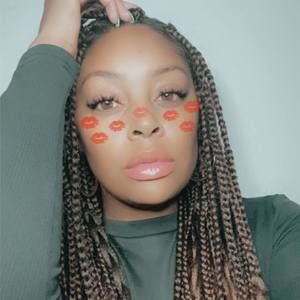 Meet your Posher, Summer